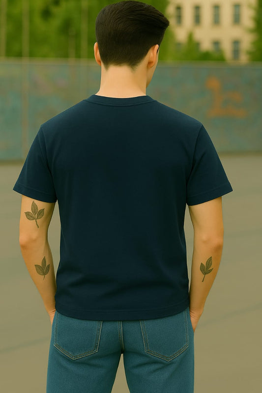 Bold & Casual – Statement Tee