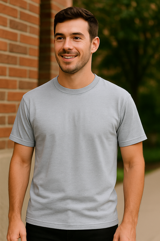 Everyday Classic Tee – Soft. Simple. Sharp.